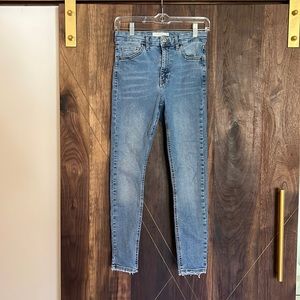 TopShop - Jamie Hugh waisted skinny Jean